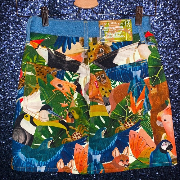 Levi’s X Farm Rio rib cage jeans skirt - Picture 3 of 5